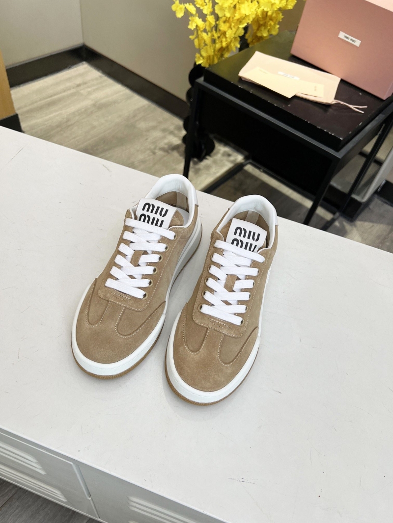 Miu Miu Casual Shoes